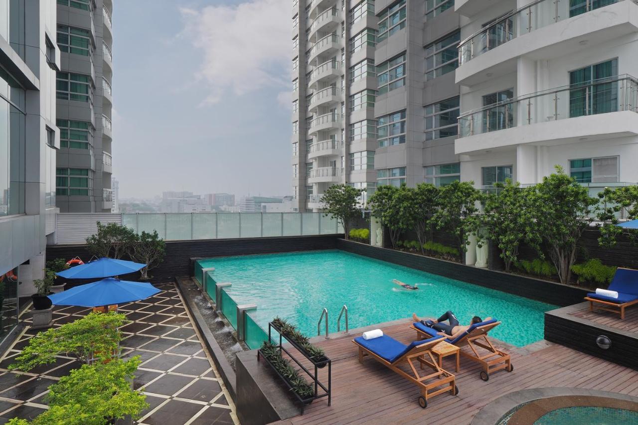 โรงแรมเคมบริดจ์ เมดาน ภายนอก รูปภาพ